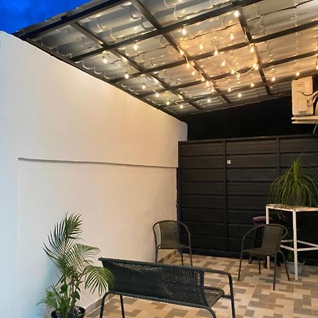 Only Room By Merengue House, 8 Minutos Airport Monte Adentro  Εξωτερικό φωτογραφία