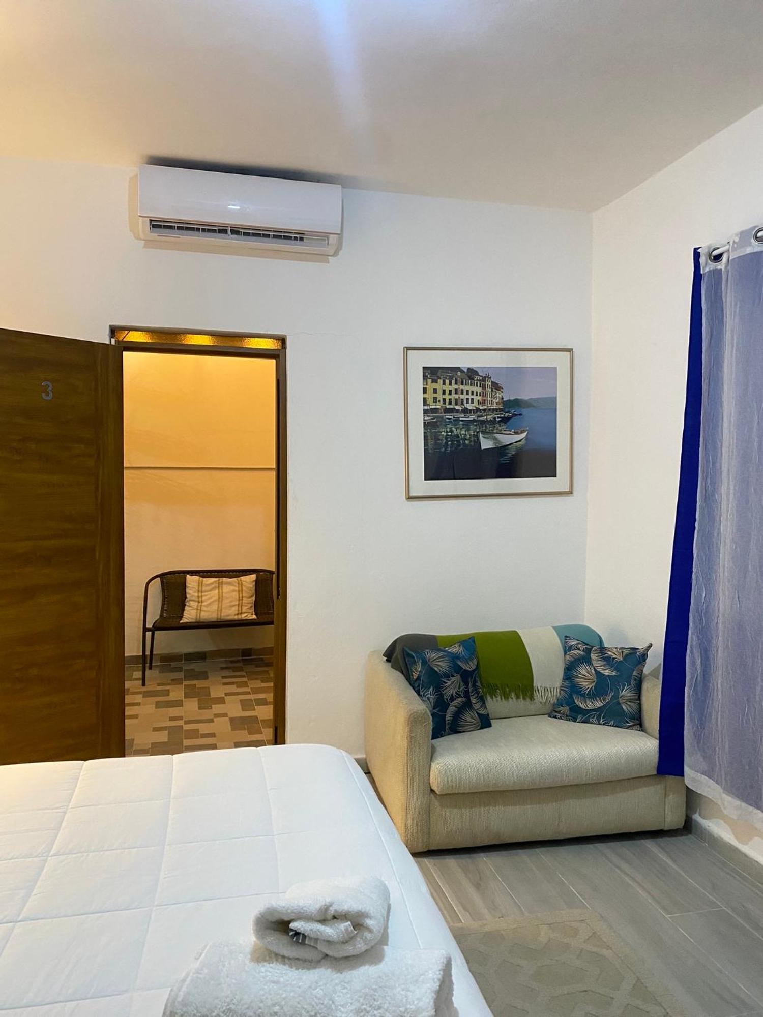 Only Room By Merengue House, 8 Minutos Airport Monte Adentro  Εξωτερικό φωτογραφία