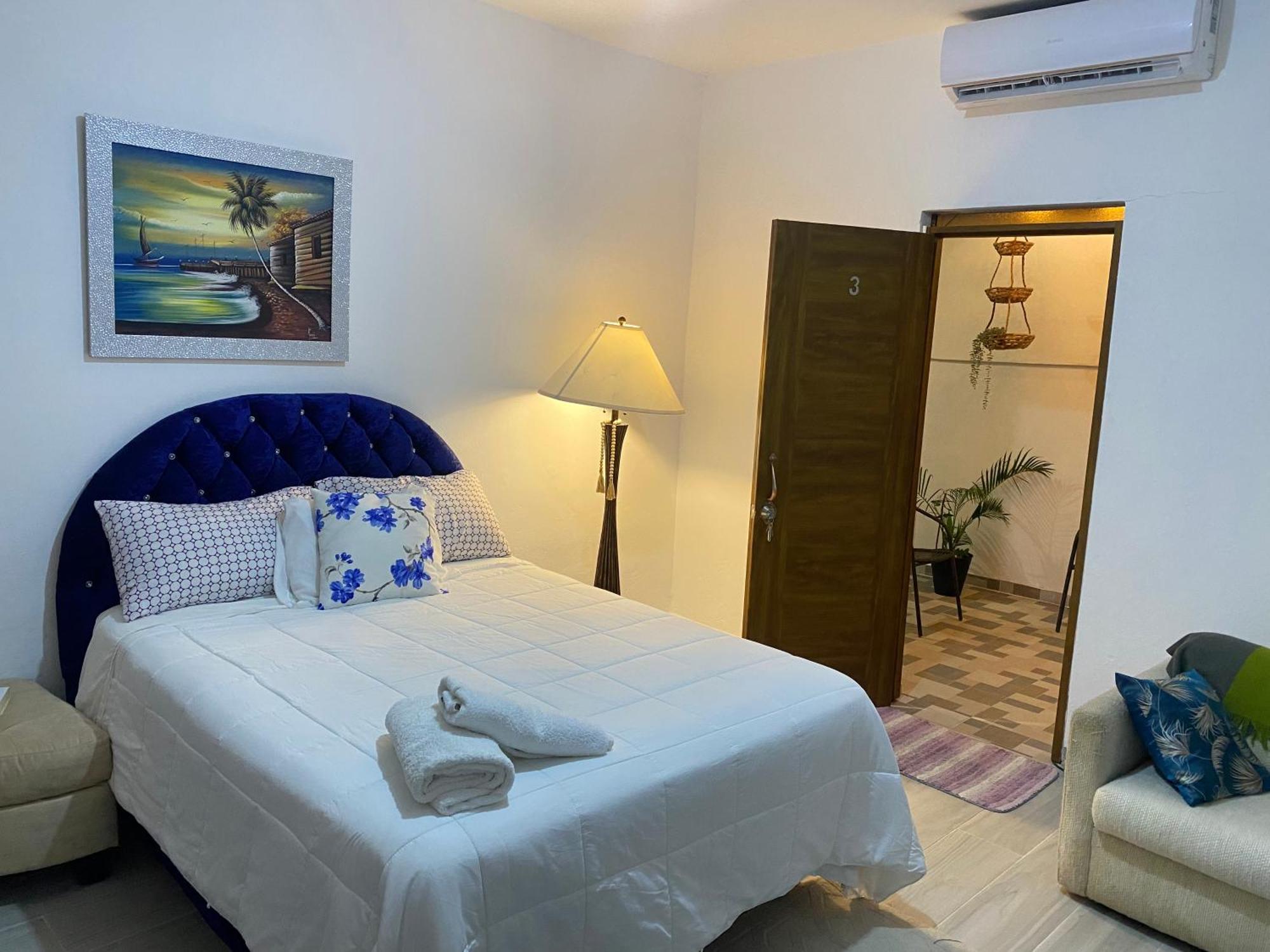 Only Room By Merengue House, 8 Minutos Airport Monte Adentro  Εξωτερικό φωτογραφία